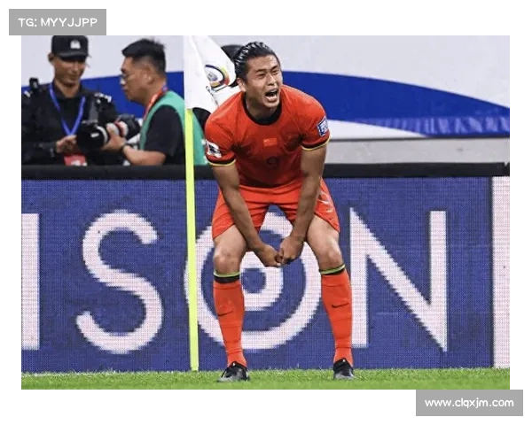 争顶之王与球权黑洞：张玉宁半场数据折射国足锋线困境